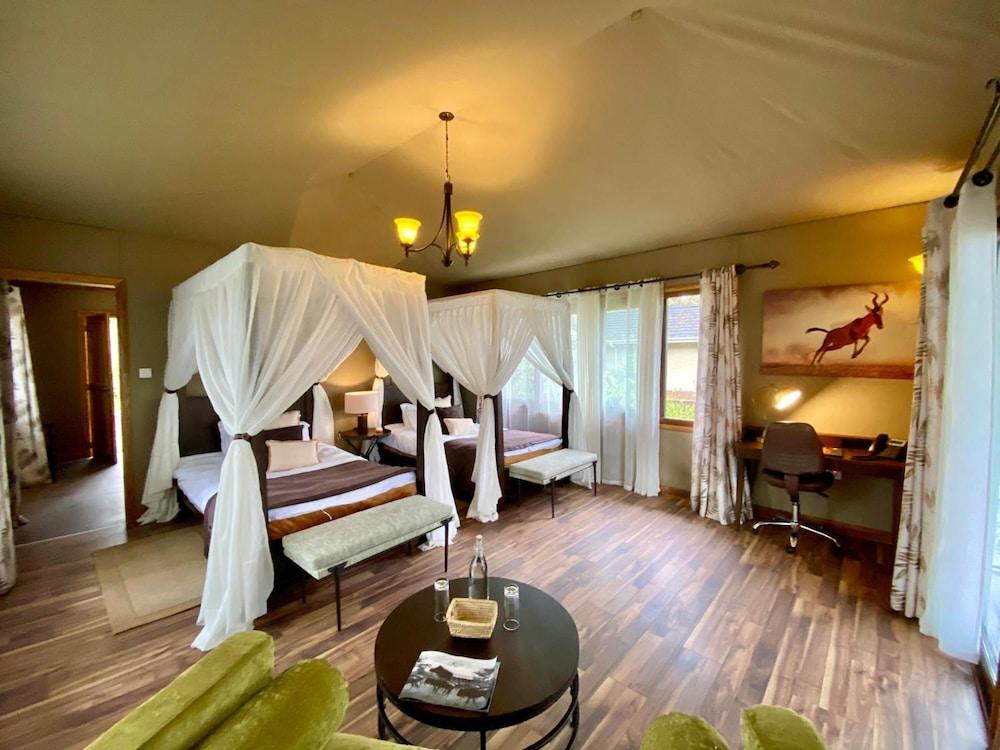 Karibu Camps And Lodges Lions Paw Ngorongoro Karatu Exterior photo